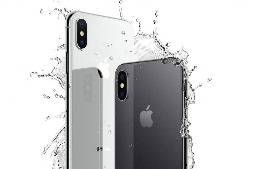 L Iphone X Va Sott Acqua